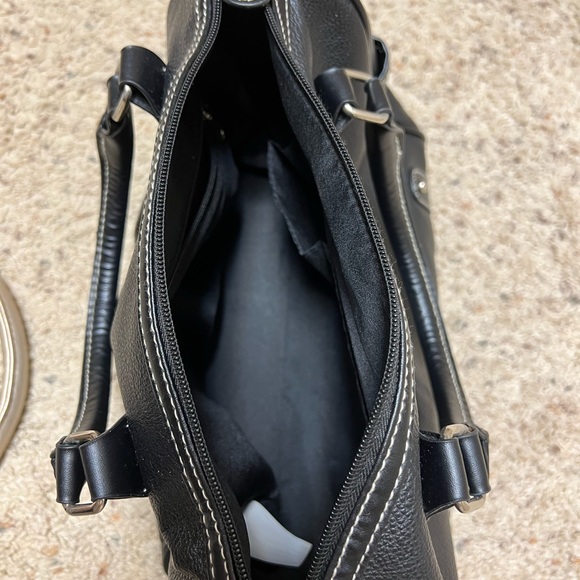 Purses - Picture 8 of 8